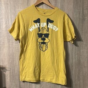 Disney Parks Men's Medium Graphic T-Shirt Yellow Black Pluto Retro Style